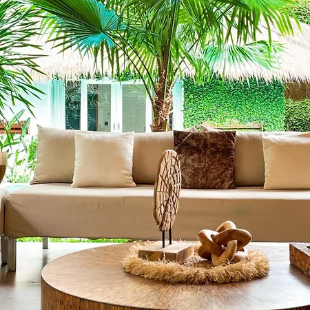 Villa Sukacita - Family Friendly 4Br Seminyak Eat Street 900M Walk To Beach-3